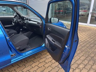 SUZUKI Swift 1.2h top 2wd cvt