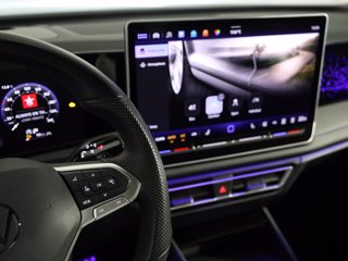 VOLKSWAGEN Tiguan 2.0 tdi r-line 150cv dsg