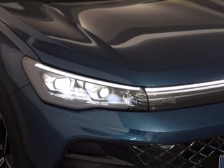 VOLKSWAGEN Tiguan 2.0 tdi r-line 150cv dsg