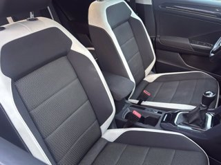 VOLKSWAGEN T-Roc 1.6 TDI SCR Advanced BMT