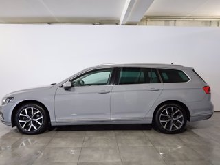 VOLKSWAGEN Passat variant 2.0 tdi executive 150cv dsg