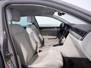 VOLKSWAGEN Passat variant 2.0 tdi executive 150cv dsg