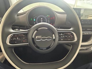 FIAT 500e 42 kwh la prima