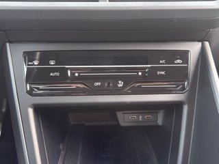 VOLKSWAGEN Taigo 1.0 tsi r-line 110cv