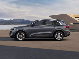 AUDI Q5 TDi 150 kW mHEV+ S tronic quattro Business Advanced