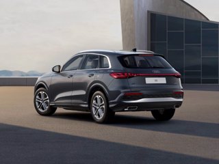 AUDI Q5 TDi 150 kW mHEV+ S tronic quattro Business Advanced