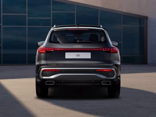 AUDI Q5 TDi 150 kW mHEV+ S tronic quattro S line edition