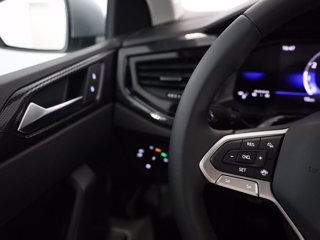 VOLKSWAGEN Polo 1.0 evo life 80cv