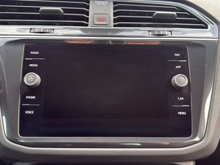 VOLKSWAGEN Tiguan 2.0 tdi r-line 150cv dsg