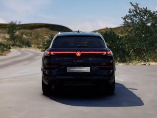 VOLKSWAGEN T-Roc 1.5 eTSI ACT 150 CV DSG R-Line