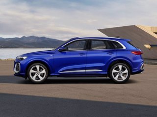 AUDI Q5 TDi 150 kW mHEV+ S tronic quattro S line edition