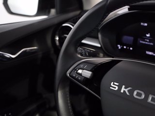 SKODA Fabia 1.0 tsi young edition 95cv