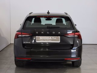 SKODA Octavia wagon 2.0 tdi executive 150cv dsg