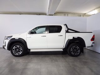 TOYOTA Hilux 2.4 d-4d double cab executive 4wd auto