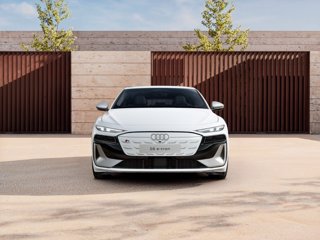 AUDI A6 Avant e-hybrid 220 kW S tronic quattro S line edition