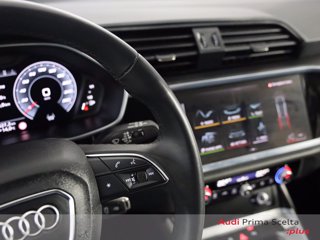 AUDI Q3 35 2.0 tdi business advanced s-tronic