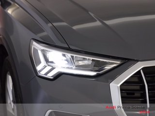 AUDI Q3 35 2.0 tdi business advanced s-tronic