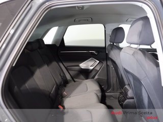 AUDI Q3 35 2.0 tdi business advanced s-tronic