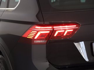 VOLKSWAGEN Tiguan 2.0 tdi r-line 150cv dsg