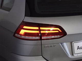 VOLKSWAGEN Golf variant 1.4 tgi business 110cv dsg