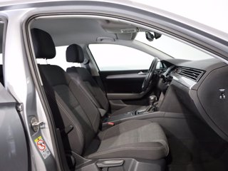 VOLKSWAGEN Passat variant 2.0 tdi business 122cv dsg