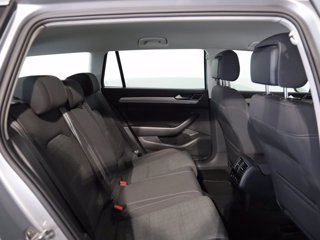 VOLKSWAGEN Passat variant 2.0 tdi business 122cv dsg