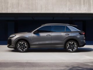 VOLKSWAGEN T-Roc 1.5 eTSI ACT 150 CV DSG R-Line