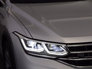 VOLKSWAGEN Tiguan 2.0 tdi r-line 150cv dsg