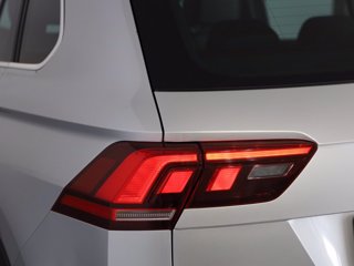 VOLKSWAGEN Tiguan 2.0 tdi r-line 150cv dsg