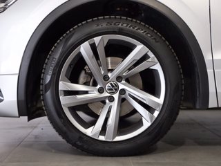 VOLKSWAGEN Tiguan 2.0 tdi r-line 150cv dsg
