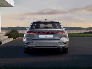 AUDI A5 Avant e-hybrid 220 kW quattro S tronic Business Advanced