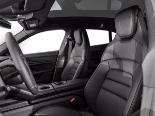 PORSCHE Taycan 4s black edition