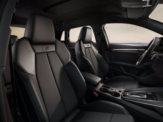 AUDI A3 allstreet TFSI e 150 kW S tronic Identity Contrast