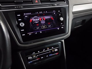 VOLKSWAGEN Tiguan 2.0 tdi r-line 150cv dsg