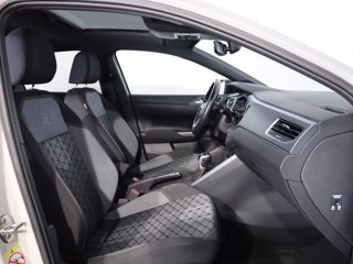 VOLKSWAGEN Taigo 1.0 tsi r-line 110cv dsg