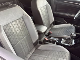 VOLKSWAGEN T-roc 2.0 tdi r-line 150cv dsg