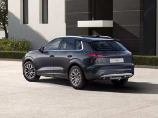 AUDI Q3 TDI 110 kW S tronic Business Advanced