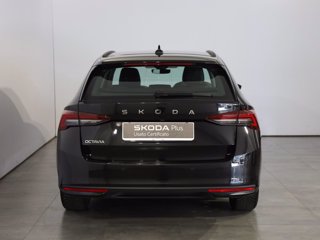 SKODA Octavia wagon 2.0 tdi executive 150cv dsg