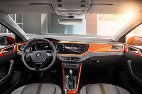 Nuova-Volkswagen-Polo-informazioni-foto-ufficiali-e-video-12-700x467.jpg