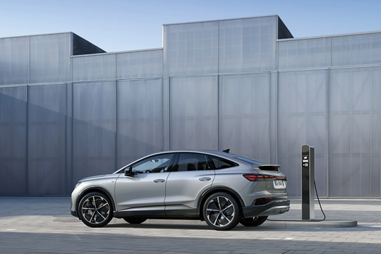 Scopri il Noleggio a lungo termine Audi 