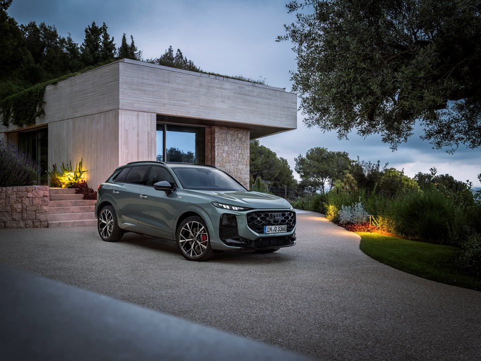 Emozione, tecnologia, connettività: il nuovo SUV Audi.