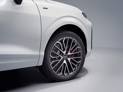 Q3 Sportback 07