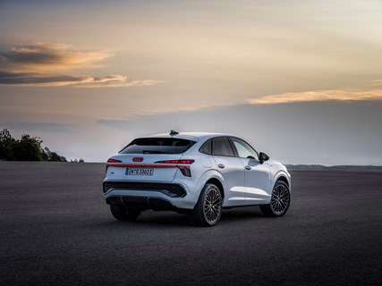 Q3 Sportback 14